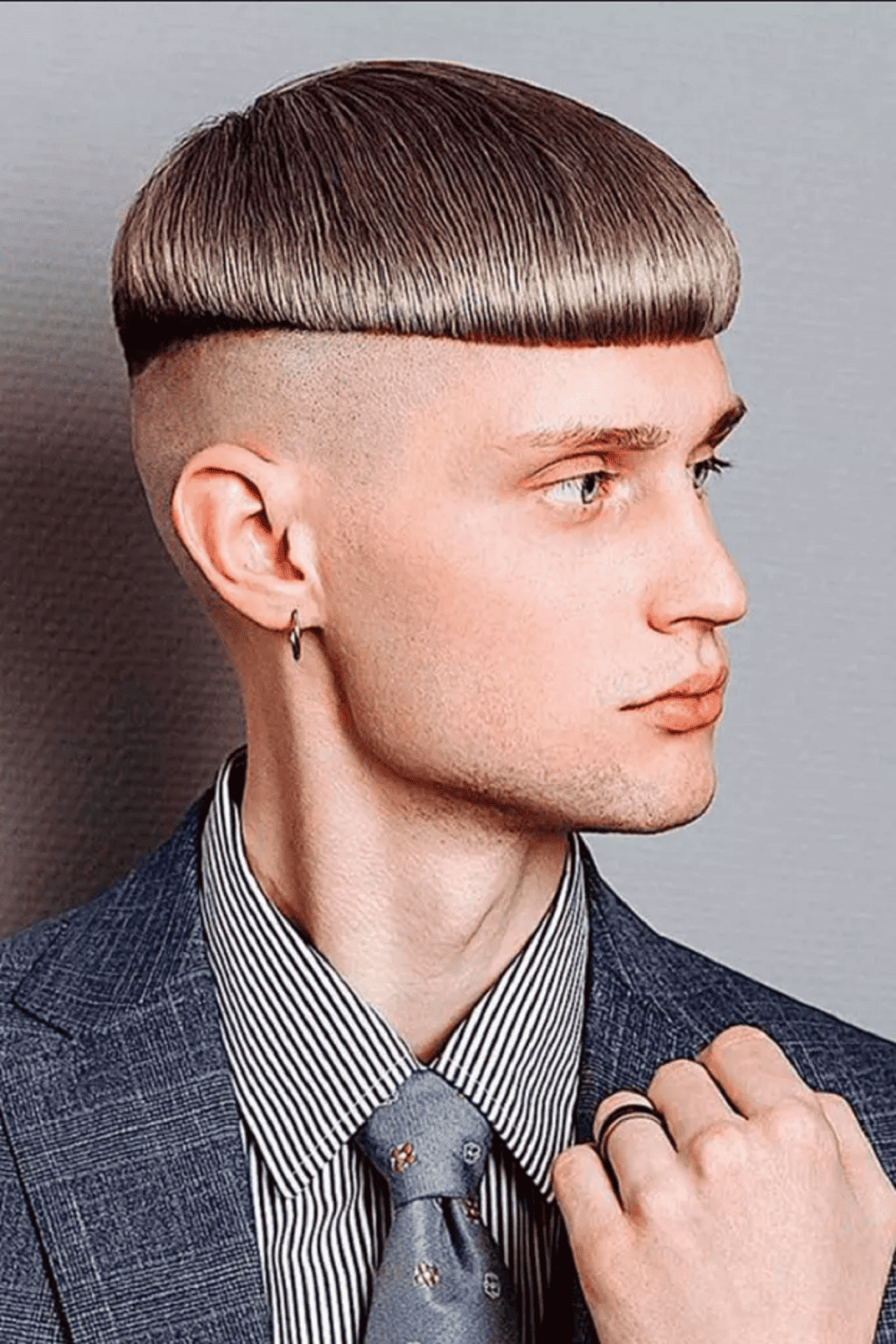 13 Gaya Rambut Pendek Pria Terbaik yang Keren dan Stylish